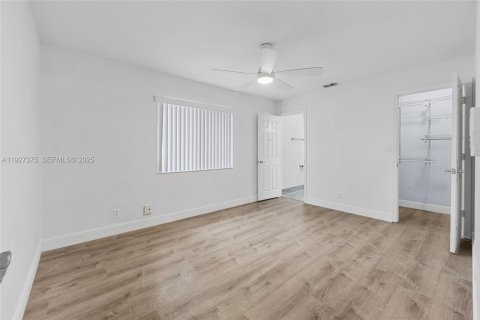 Villa ou maison à vendre à Coral Springs, Floride: 4 chambres, 210.14 m2 № 1993476 - photo 28