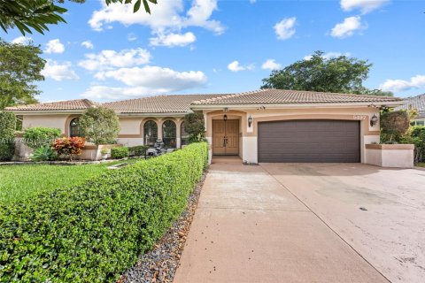 Villa ou maison à vendre à Coral Springs, Floride: 4 chambres, 210.14 m2 № 1993476 - photo 3