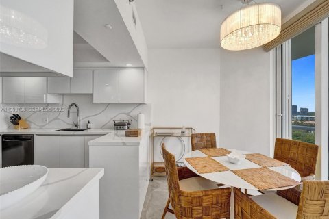 Купить кондоминиум в Авентура, Флорида 4 спальни, 266.63м2, № 2055643 - фото 12