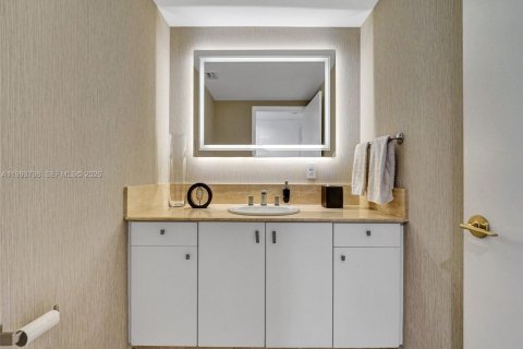 Купить кондоминиум в Авентура, Флорида 4 спальни, 266.63м2, № 2055643 - фото 17