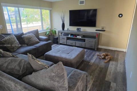 Casa en venta en Margate, Florida, 3 dormitorios, 129.51 m2 № 2050029 - foto 23