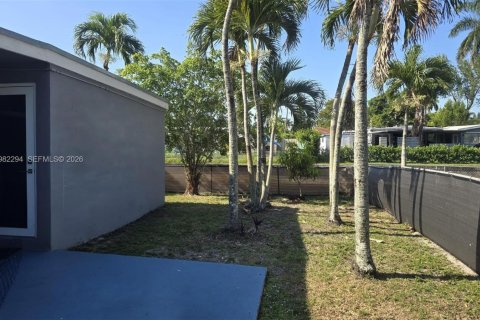 Casa en venta en Margate, Florida, 3 dormitorios, 129.51 m2 № 2050029 - foto 6
