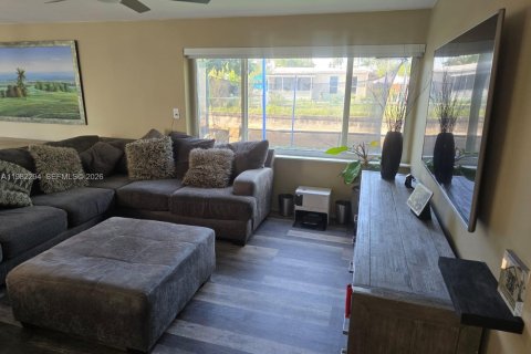 Casa en venta en Margate, Florida, 3 dormitorios, 129.51 m2 № 2050029 - foto 24