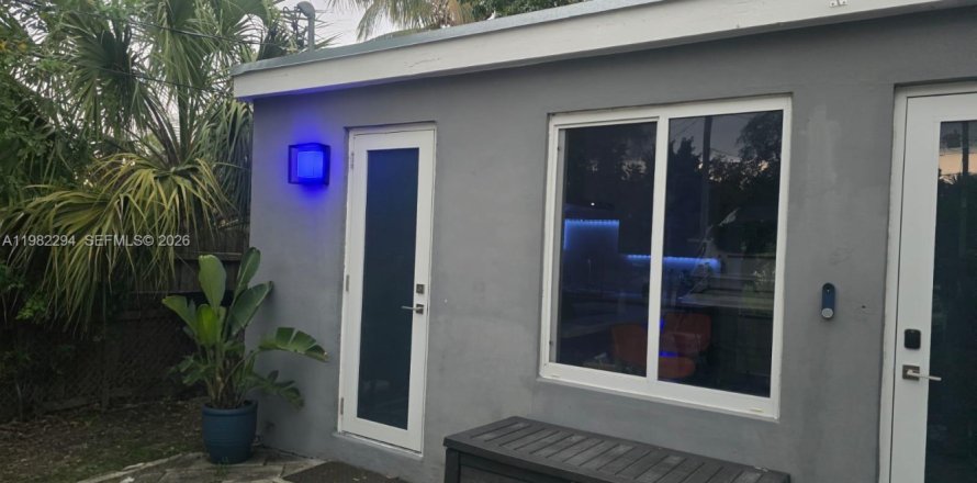 Casa en Margate, Florida 3 dormitorios, 129.51 m2 № 2050029