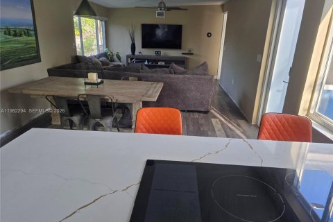 Casa en venta en Margate, Florida, 3 dormitorios, 129.51 m2 № 2050029 - foto 12