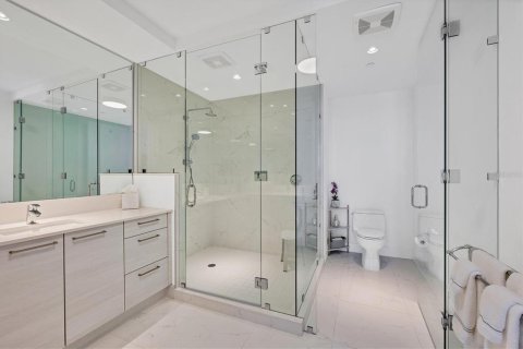 Condo in Sarasota, Florida, 2 bedrooms  № 1584414 - photo 25