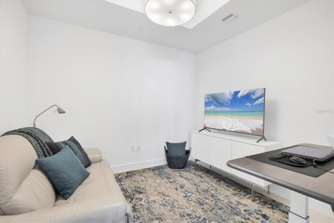 Condo in Sarasota, Florida, 2 bedrooms  № 1584414 - photo 30
