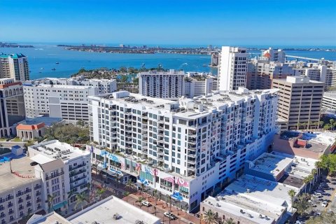 Condo in Sarasota, Florida, 2 bedrooms  № 1584414 - photo 2
