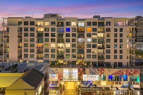 Condo in Sarasota, Florida, 2 bedrooms  № 1584414 - photo 4