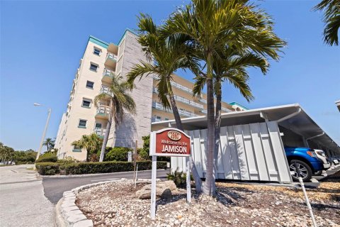 Condo in Gulfport, Florida, 2 bedrooms № 2207492 - photo 28
