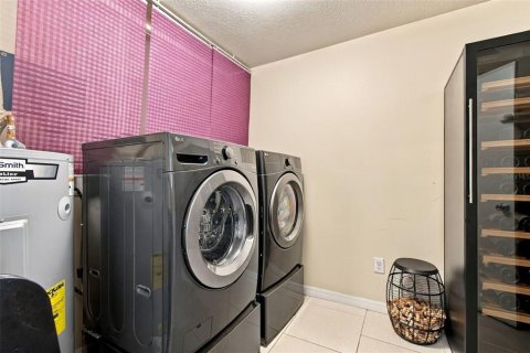 Casa en venta en Odessa, Florida, 3 dormitorios, 155.7 m2 № 2429200 - foto 17