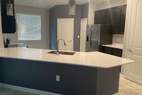 Villa ou maison à louer à Haines City, Floride: 4 chambres, 193.24 m2 № 2129552 - photo 6