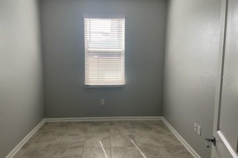 Villa ou maison à louer à Haines City, Floride: 4 chambres, 193.24 m2 № 2129552 - photo 15