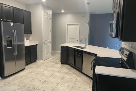 Villa ou maison à louer à Haines City, Floride: 4 chambres, 193.24 m2 № 2129552 - photo 9