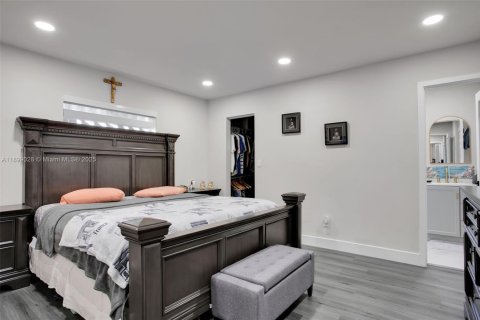 Casa en venta en Miami, Florida, 3 dormitorios, 149.02 m2 № 1951042 - foto 27