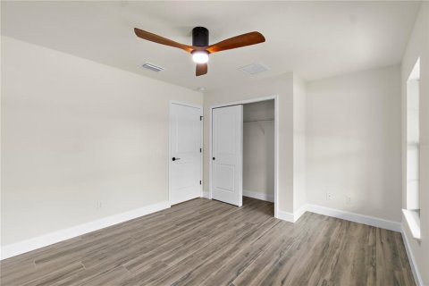House in Englewood, Florida 3 bedrooms, 162.76 sq.m. № 1246773 - photo 29