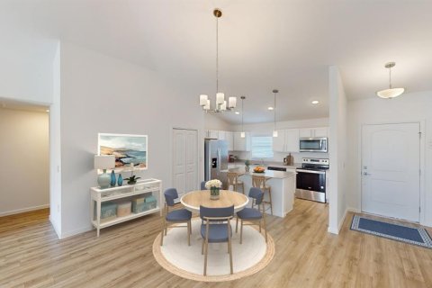 Villa ou maison à louer à North Port, Floride: 4 chambres, 153.94 m2 № 2104256 - photo 3
