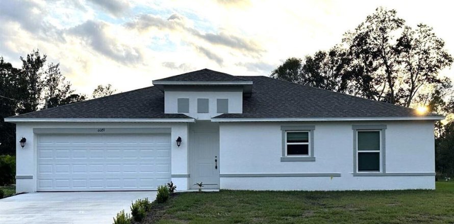 Villa ou maison à North Port, Floride 4 chambres, 153.94 m2 № 2104256
