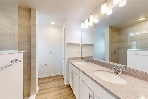 Villa ou maison à louer à North Port, Floride: 4 chambres, 153.94 m2 № 2104256 - photo 7