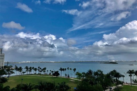 Condominio en venta en Miami, Florida, 2 dormitorios, 113.53 m2 № 2013240 - foto 21