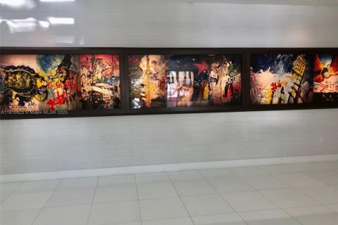 Condominio en venta en Miami, Florida, 2 dormitorios, 113.53 m2 № 2013240 - foto 30