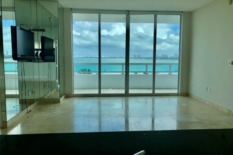 Condominio en venta en Miami, Florida, 2 dormitorios, 113.53 m2 № 2013240 - foto 5