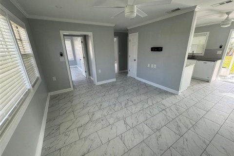 Apartment in Nokomis, Florida 2 bedrooms, 80.45 sq.m. № 2221530 - photo 3