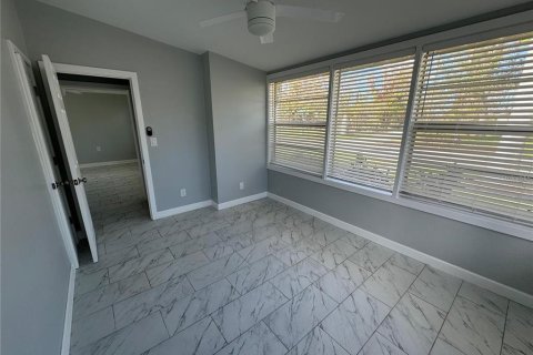 Apartment in Nokomis, Florida 2 bedrooms, 80.45 sq.m. № 2221530 - photo 9