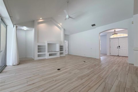 Casa en alquiler en Beverly Hills, Florida, 4 dormitorios, 251.95 m2 № 2120660 - foto 7