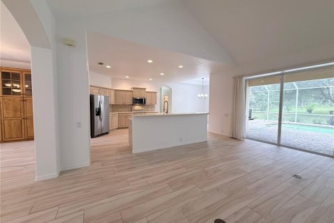 Casa en alquiler en Beverly Hills, Florida, 4 dormitorios, 251.95 m2 № 2120660 - foto 6