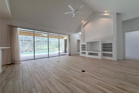 Casa en alquiler en Beverly Hills, Florida, 4 dormitorios, 251.95 m2 № 2120660 - foto 4