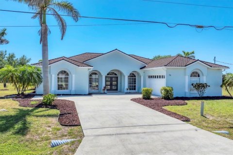 Casa en venta en Rotonda, Florida, 4 dormitorios, 266.63 m2 № 1634483 - foto 2