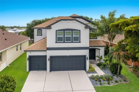 House in Bradenton, Florida 5 bedrooms, 276.38 sq.m. № 2095769 - photo 3