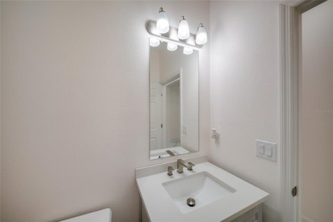 House in Bradenton, Florida 5 bedrooms, 276.38 sq.m. № 2095769 - photo 28
