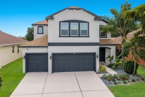 House in Bradenton, Florida 5 bedrooms, 276.38 sq.m. № 2095769 - photo 5