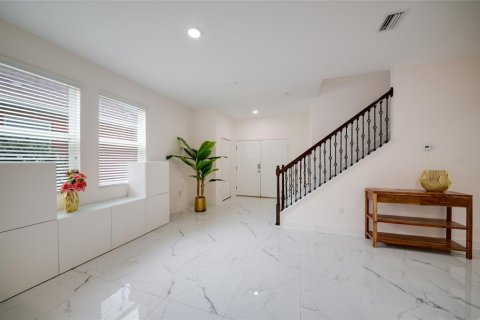 House in Bradenton, Florida 5 bedrooms, 276.38 sq.m. № 2095769 - photo 7