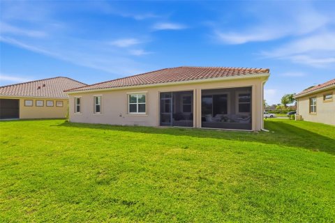 Villa ou maison à louer à Parrish, Floride: 3 chambres, 231.7 m2 № 2111625 - photo 8