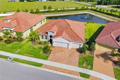 Villa ou maison à louer à Parrish, Floride: 3 chambres, 231.7 m2 № 2111625 - photo 3
