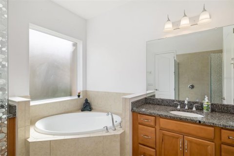 Villa ou maison à louer à Parrish, Floride: 3 chambres, 231.7 m2 № 2111625 - photo 29