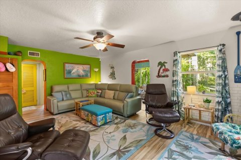 House in Port Orange, Florida 2 bedrooms, 103.86 sq.m. № 1902088 - photo 21