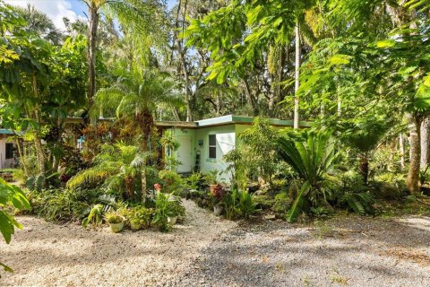House in Port Orange, Florida 2 bedrooms, 103.86 sq.m. № 1902088 - photo 2