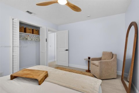 House in Oakland Park, Florida 2 bedrooms, 108.7 sq.m. № 2050704 - photo 21