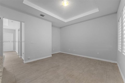 Townhouse in Miami, Florida 3 bedrooms, 145.3 sq.m. № 2066447 - photo 11