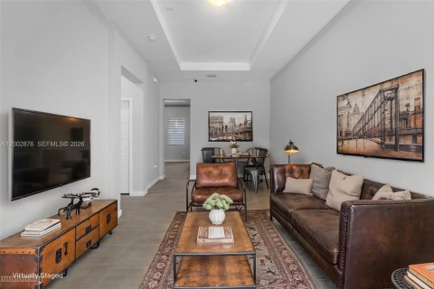 Townhouse in Miami, Florida 3 bedrooms, 145.3 sq.m. № 2066447 - photo 4