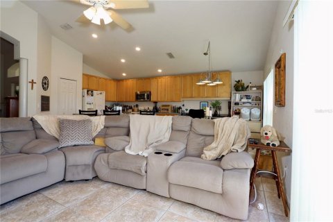 Casa en venta en Kissimmee, Florida, 3 dormitorios, 158.49 m2 № 1901245 - foto 10
