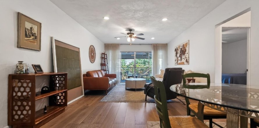 Condo in Tequesta, Florida, 2 bedrooms  № 2169937
