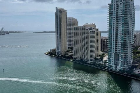 Copropriété à louer à Miami, Floride: 2 chambres, 93.46 m2 № 1868638 - photo 1