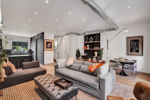 Townhouse in Hollywood, Florida 3 bedrooms, 214.14 sq.m. № 1988451 - photo 6