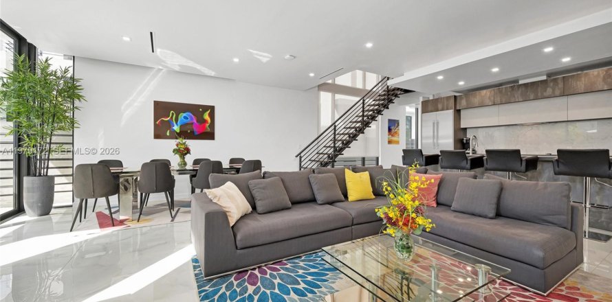 Townhouse in Fort Lauderdale, Florida 3 bedrooms, 195.65 sq.m. № 2043087