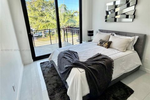 Townhouse in Fort Lauderdale, Florida 3 bedrooms, 195.65 sq.m. № 2043087 - photo 20